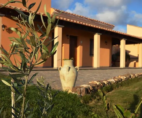 Alojamento de Turismo Rural S'incant'e Sinis *